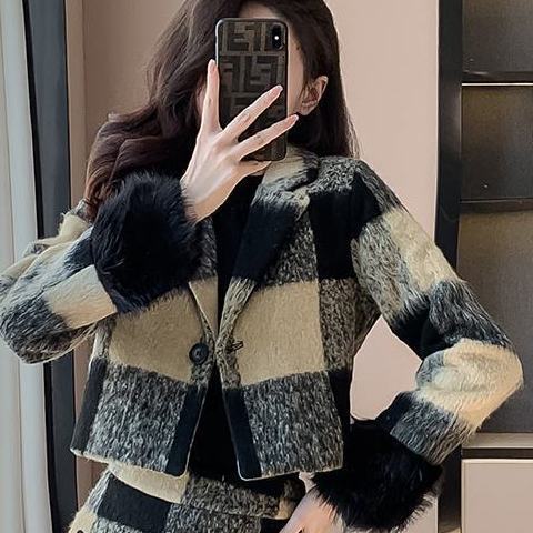 2025 Autumn/Winter Designer Jacket New Top Elegant Social Women's Set High End Checkered Wool Short Coat and High Waist Luxury Short Skirt Two fa
