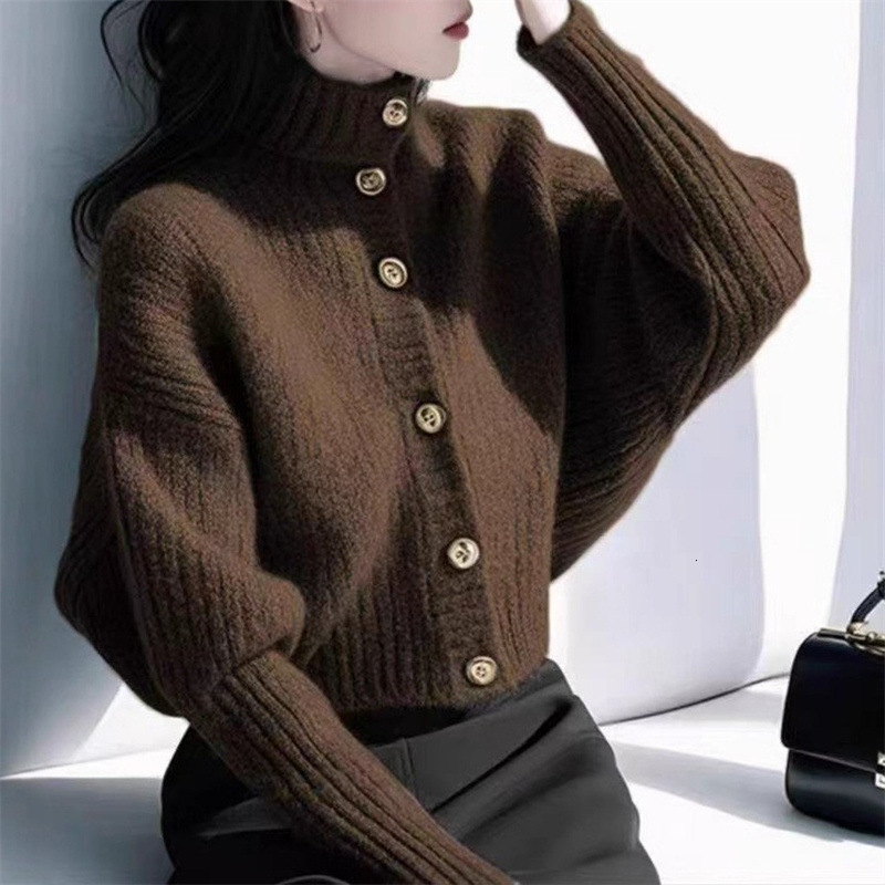 2025 Autumn/Winter New fashion High Collar Luxury Batwing Sweater Cardigan Women's Designer Jacket Autumn/Winter High end Super Fashion Short Kni