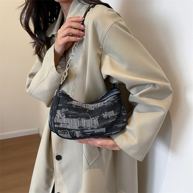 Retro Design Womens Chain Shoulder Bag Soft Denim Female Underarm Bag Handbags Fashion Ladies Small Square Tote Purse Bags R251018