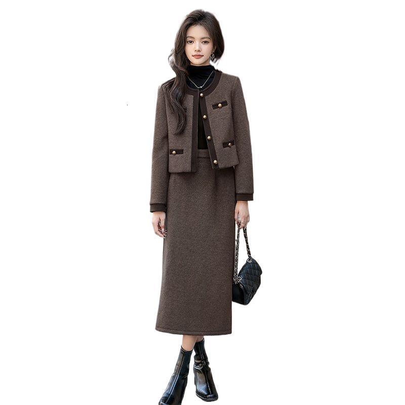 2025 Autumn/Winter New Top Korean Fashion design Single breasted Wool Short Luxury Coat Two piece Set Women's Designer Jacket Medium Skirt