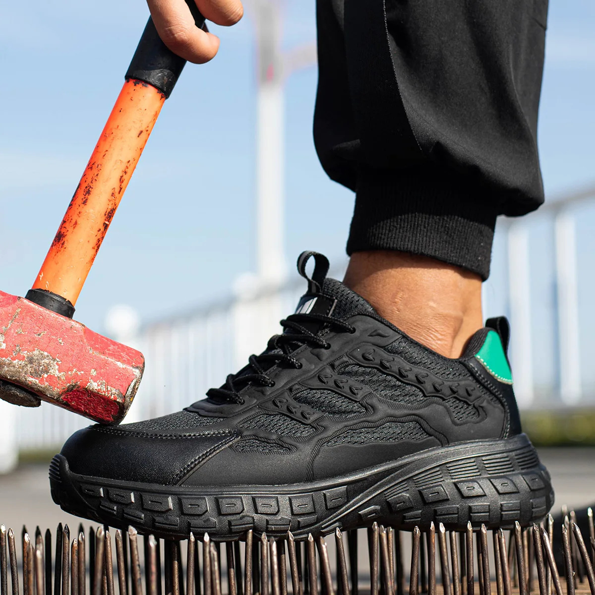 High Quality Indestructible Safety Shoes Men Work Sneakers Light Security Boots Men PunctureProof work Boots Steel Toe Shoes 251011