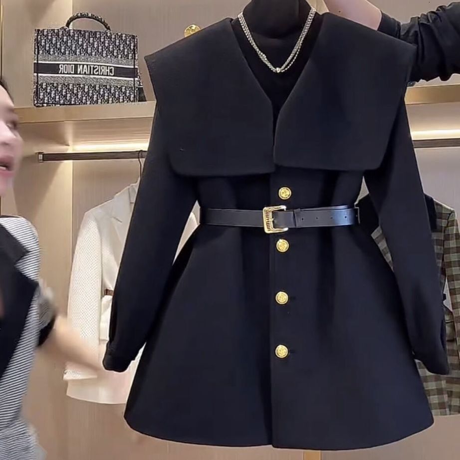 2025 design autumn and winter new high-end wool coat designer women's quilted fashionable casual wool coat waist tie elegant sports jacket