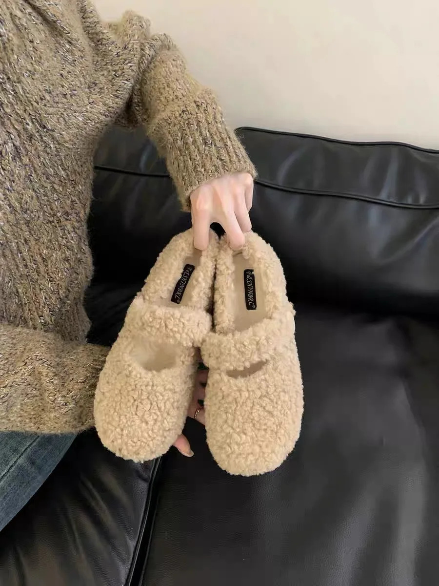 Leisure Mary Jane Shoes for Women Warm Plush Buckle Strap Flat Low Heels Round Toe Shoes for Women Solid Fur Women Pumps 251013