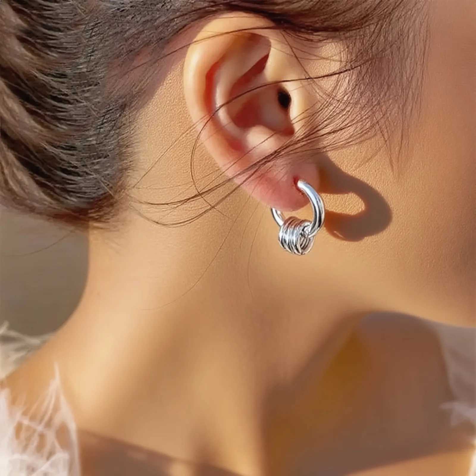 Elegant Hypoallergenic 316L Stainless Steel Golden Hoop Earrings for Women Classic Durable Jewelry Gift for Daily Wear or Party Y251018