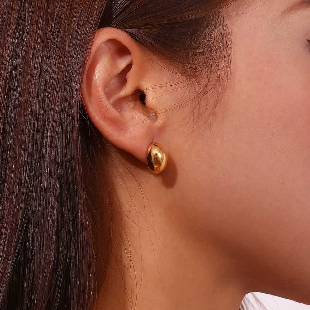 MamacitaSlay Lovely Gold Silver Color Hollow Beans Earrings Modern Tarnish Free Premium Stainless Steel Earrings Lady Jewelry Y251018