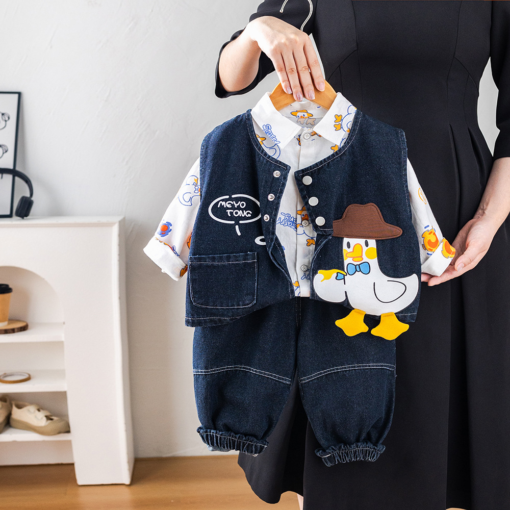 Boys' autumn fashion western-style set, children's 2025 new spring and autumn style cartoon duck cowboy vest three piece set, boys' bab