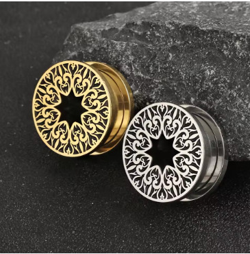 2PCS Stainless Steel Flower Hollow Out Ear Gauges Ear Plugs Tunnels Piercing Women Body Jewelry Hypoallergenic