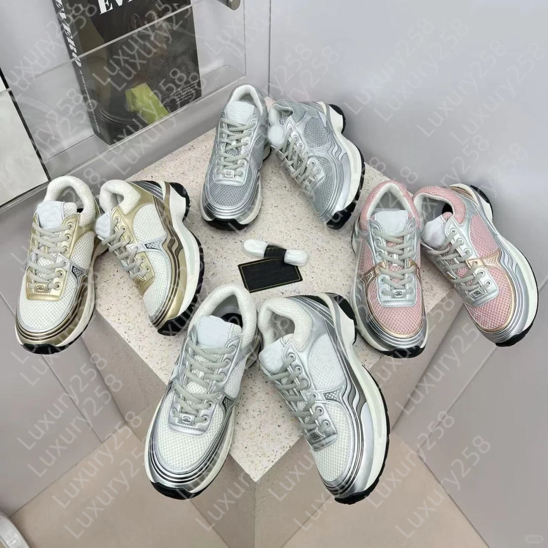 Designer luxury sneaker trainer casual shoes leather letter overlays platform women Classic sneaker Outdoor Boots Casual Zipper Ladies Shoes
