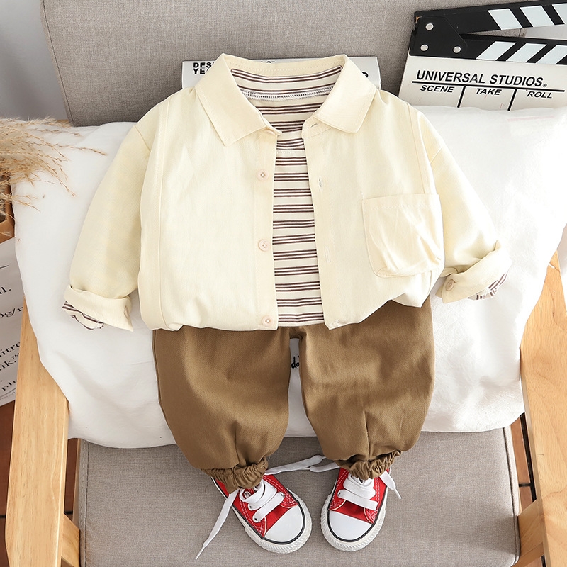 Boys' autumn outfit set 2025 new children's Korean version spring and autumn clothes baby solid color shirt three piece set trendy