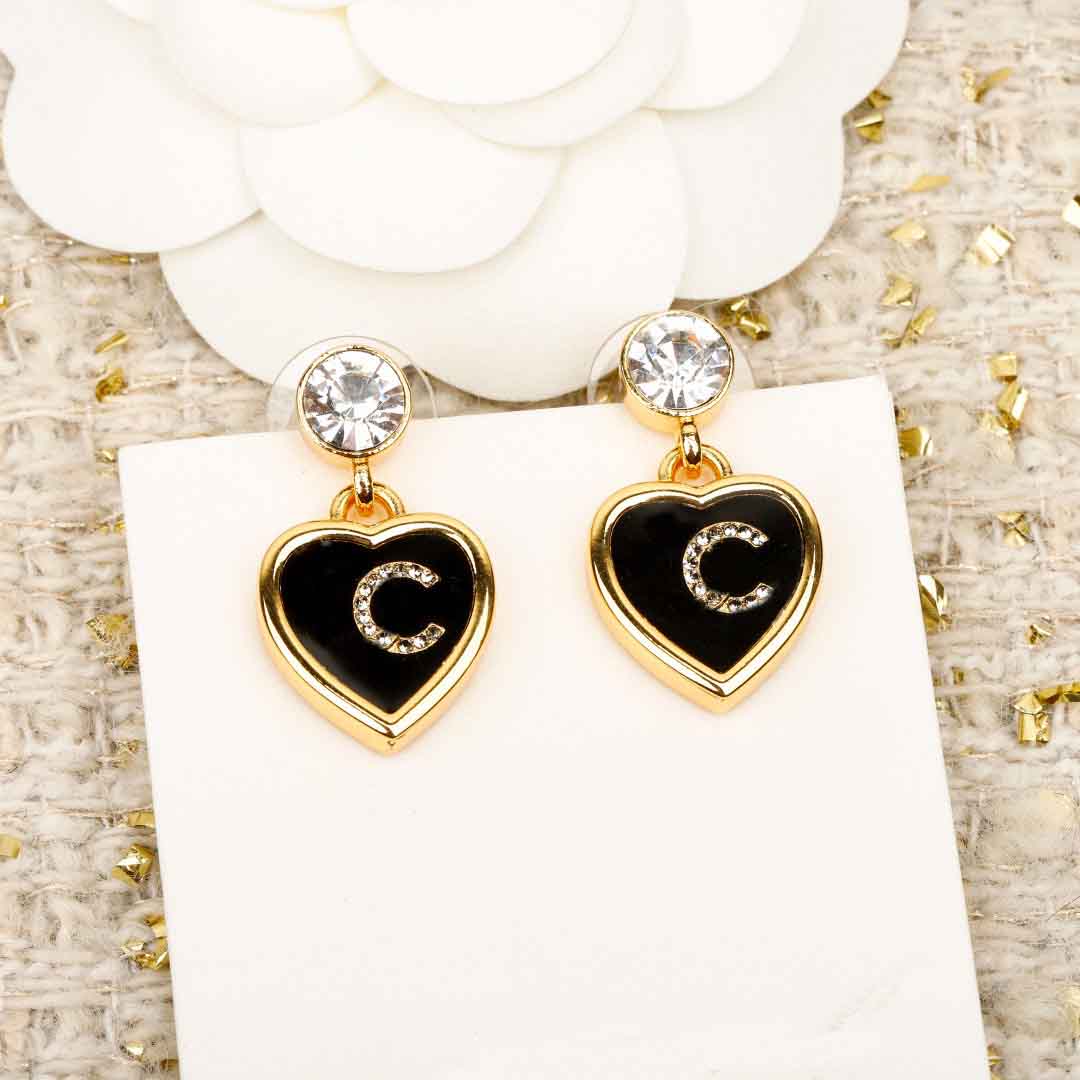 2025 Luxury quality charm drop earring with Black color and heart shape in 18k gold plated have stamp PS6983A