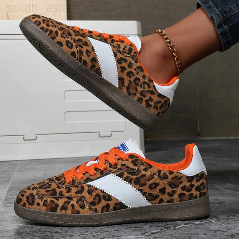 Hot Sale Print Woman Zebra Sneakers Comfortable Flat Womens Skate Shoes Breathable Low Cut Designer Shoe Women Training Shoes Z251018