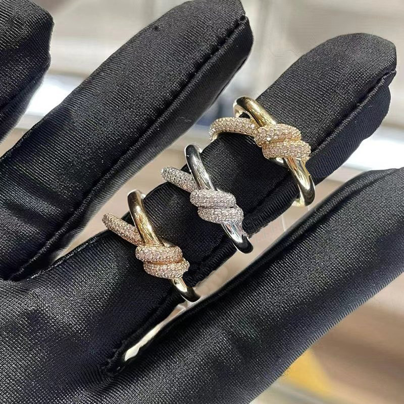 Ring designer ring luxury rings for women Alphabet diamond Knot design letter fashion casual christmas gift jewelry gift Versatile rings szie 6-9 very good