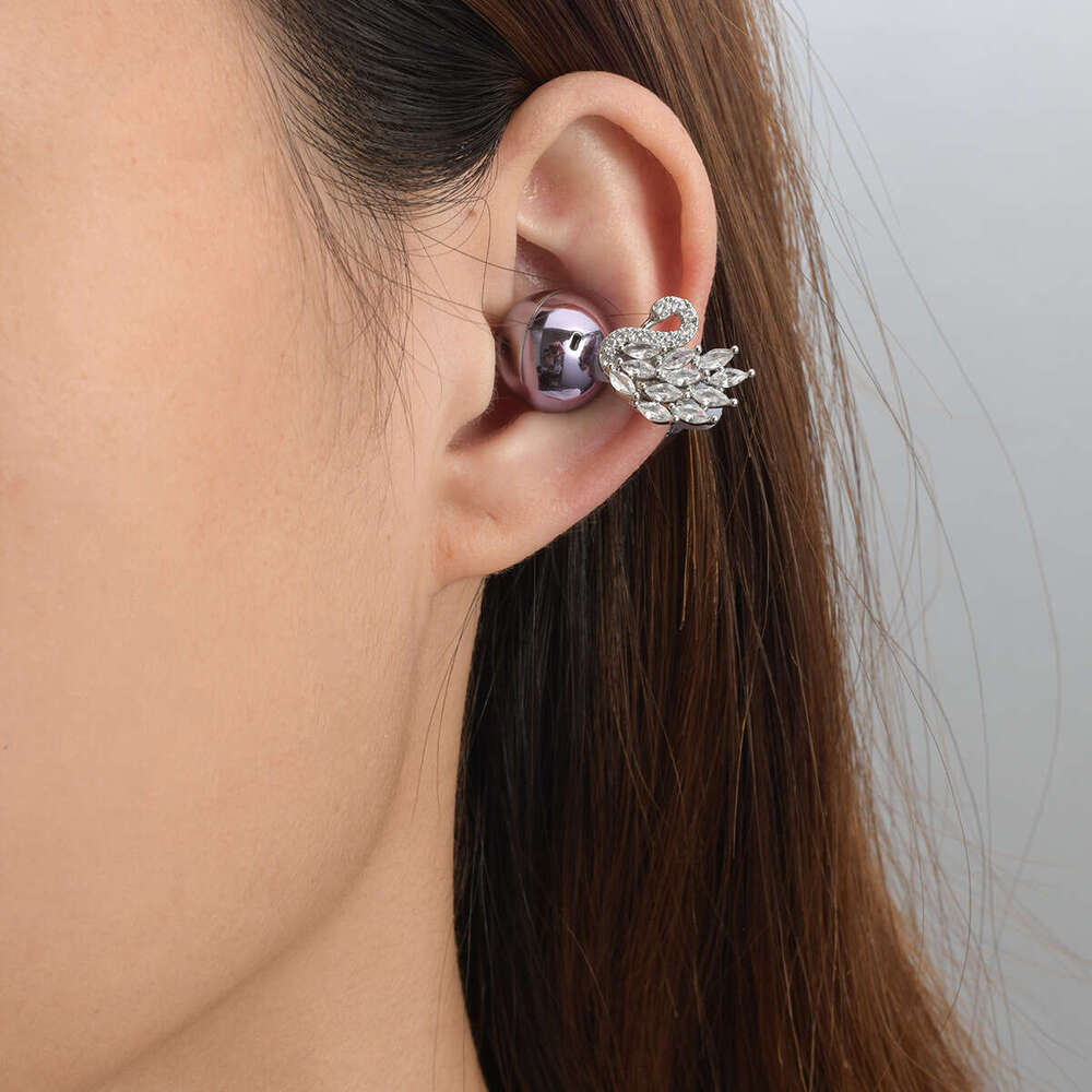 Full White Swan Earphone Dia Suitable Freeclip Ear Clip Buckle Niche Sweet High-end Decorative Accessories for Women