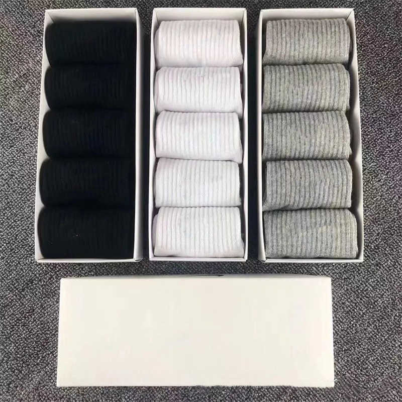 5-Pairs A Box Designer Socks Men Women Sports Sock Autumn High Quality Cotton Fashion Classic Solid Color Football Basketball Absorbent Breathable Socks