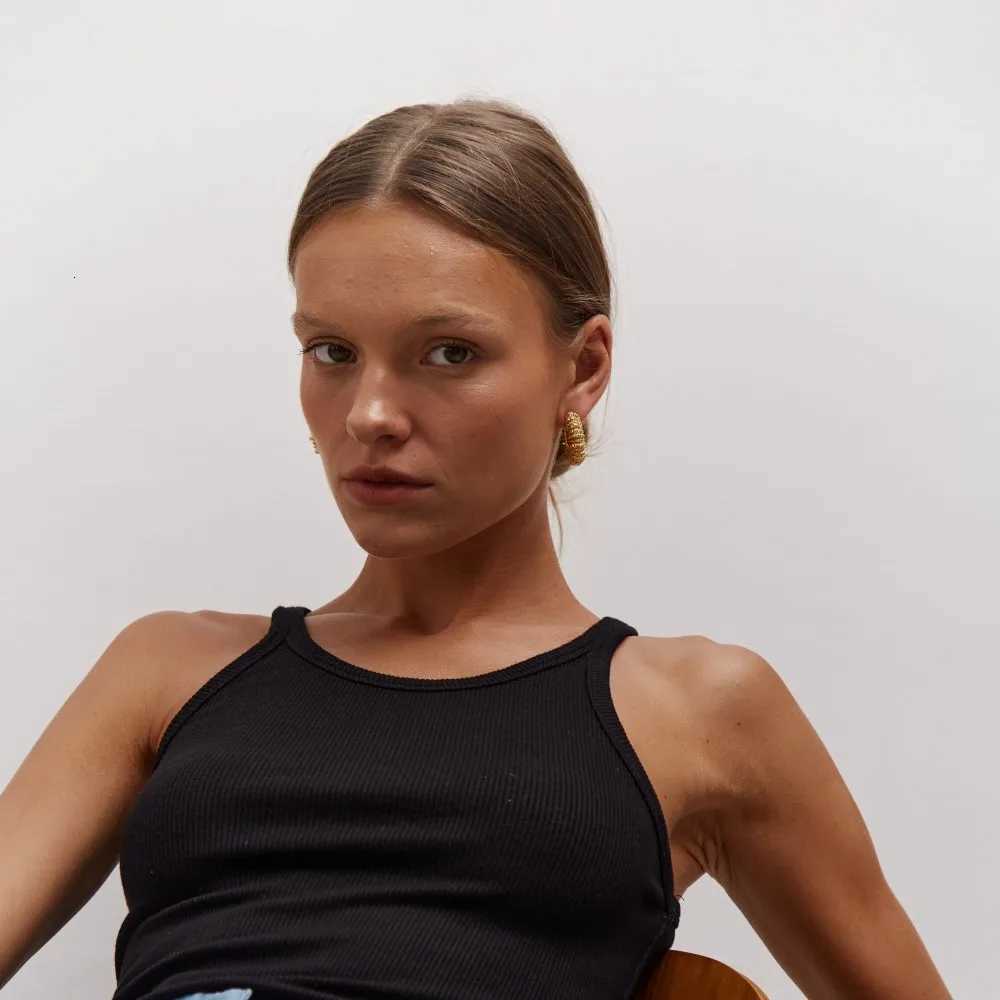 Stainless Steel Hoop Earrings Striped Pleated Texture 18K Gold PVD Plated C Shape Earrings Charm Fashion Wedding Party Jewelry Y251018