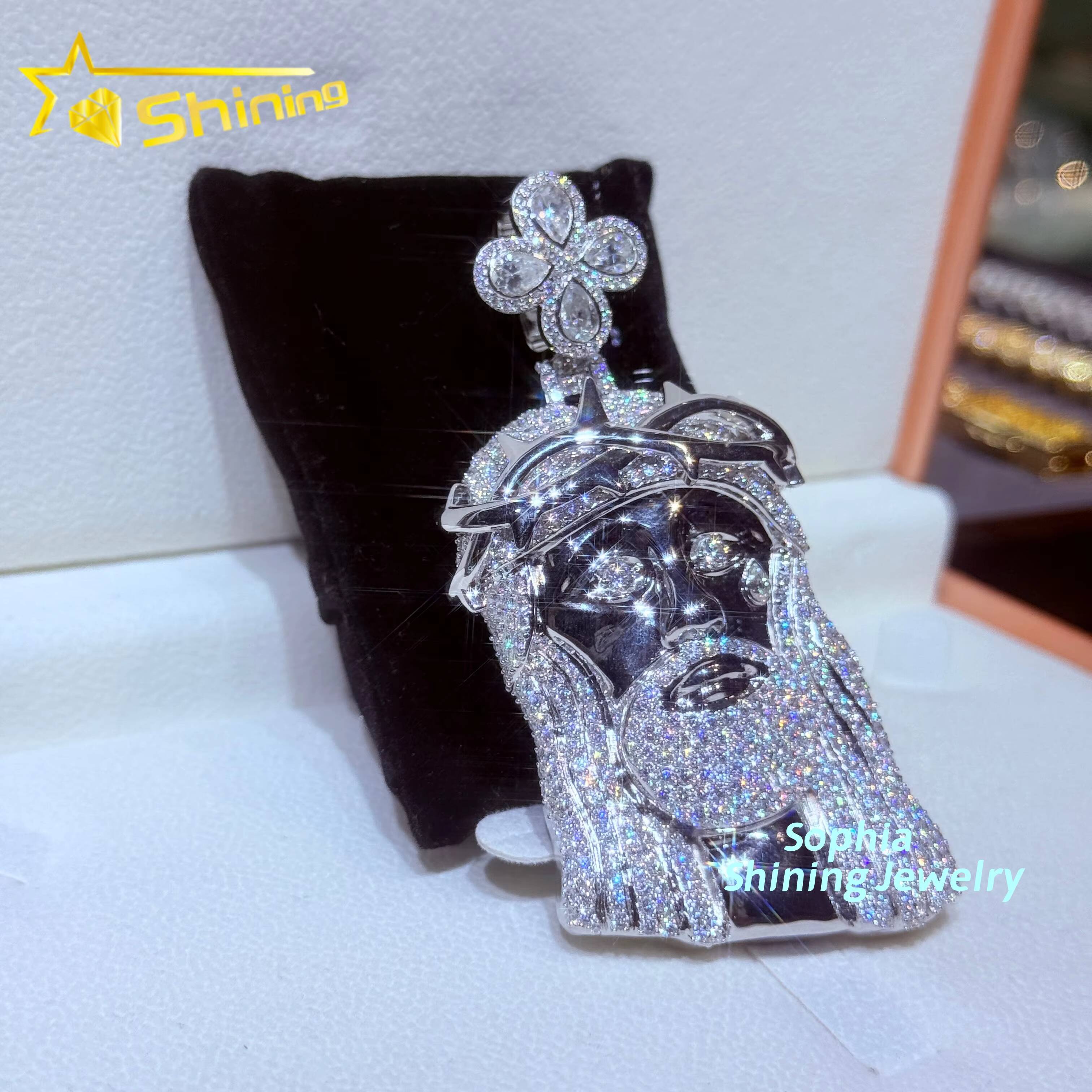GRA CERTIFIED New Arrival 925 Sterling Silver Gold Plating Hip Hop Jewelry VVS Moissanite Iced Out Jesus Pendant Necklace