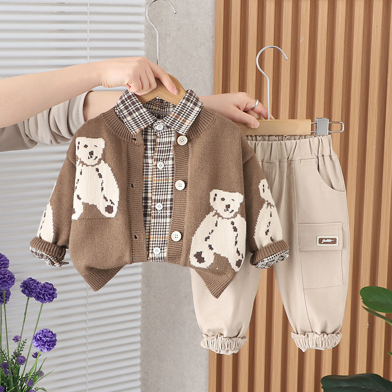 Baby spring outfit set, stylish, 1-4 year old boy's teddy bear long sleeved sweater three piece set, baby and children's clothing free shipp