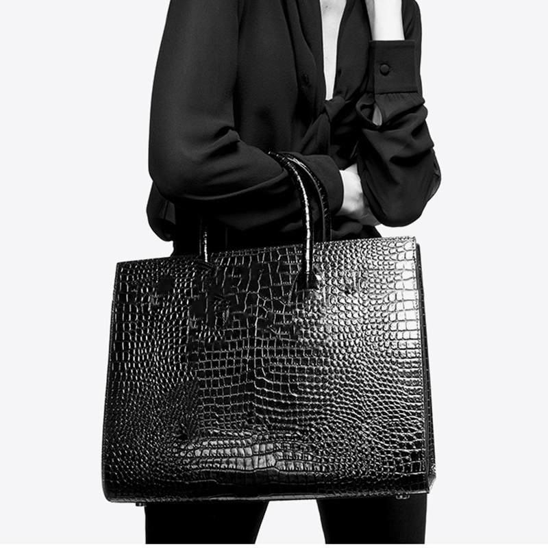 Elegant Black Crocodile Embossed Leather Handbag - Stylish, Versatile, Structured for Daily & Office Use H