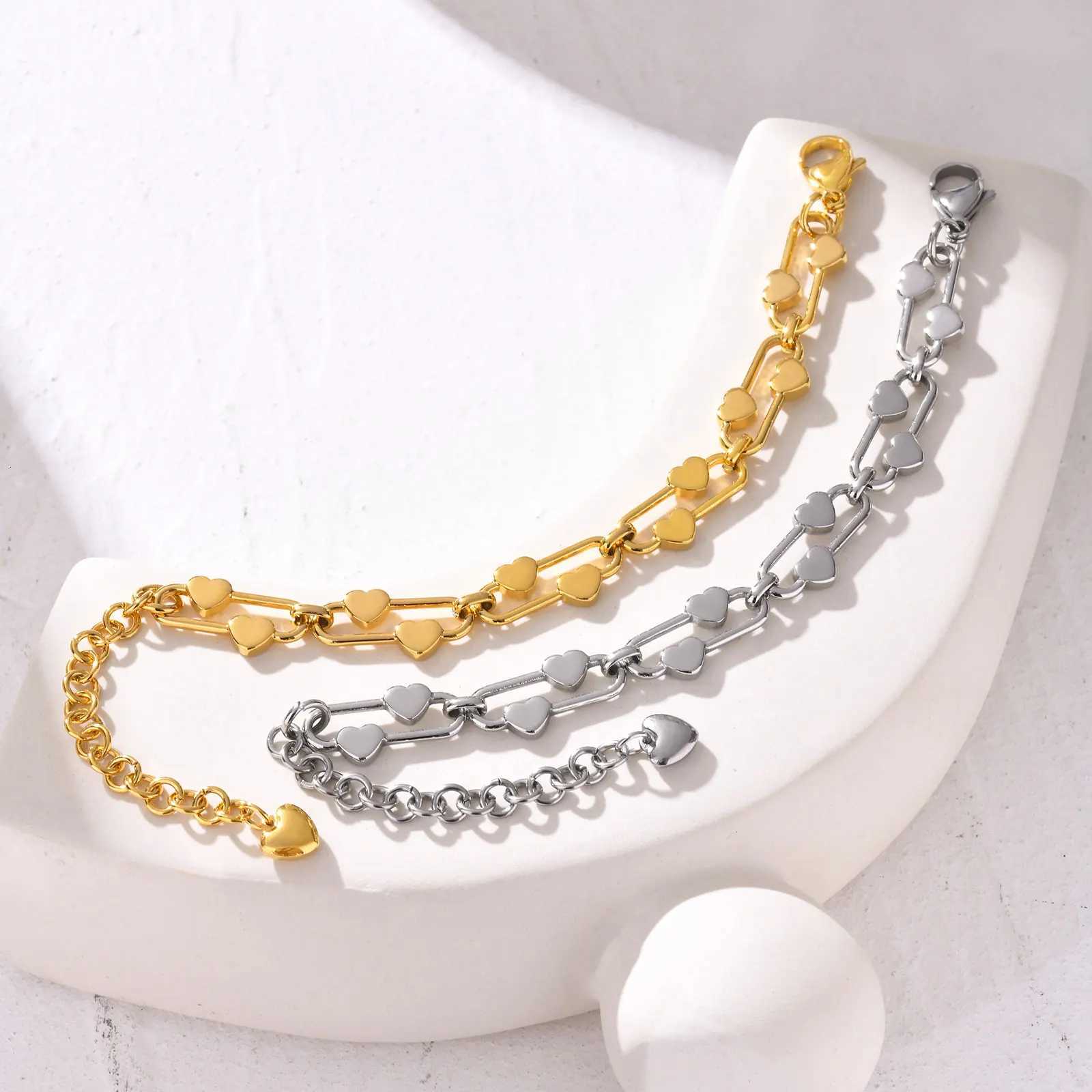 Dainty Heartshaped for WomenStainless Steel Waterproof Oval Handmade Chain Bracelet Charm Jewelry GiftL251018 H260202