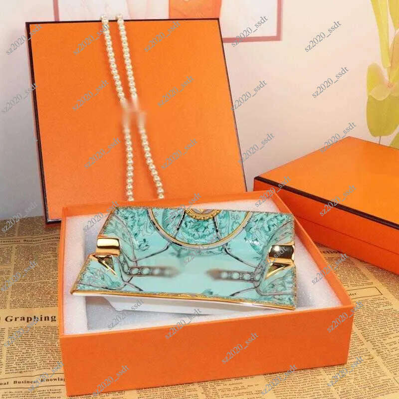 Bone China Platinum Ashtray with a premium feel, European style home, living room, office, vintage cigar holder, high-end gift