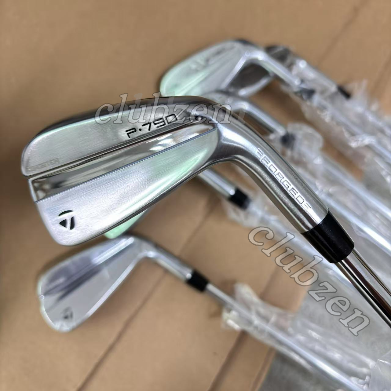 Golf Clubs Irons P790 4-9P-R/S Flex Steel Shaft with Head Cover The 4generations Latest version Brand New Iron MI clubzen