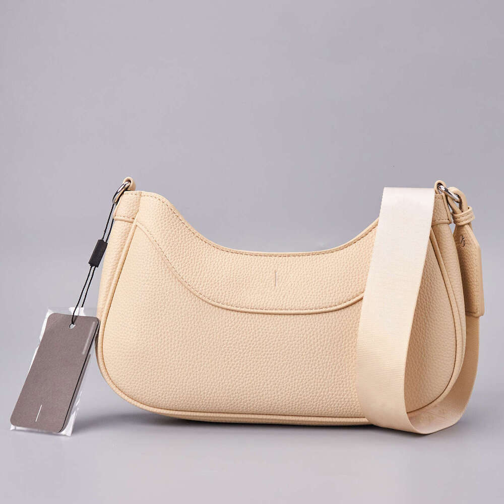 New Half Moon Shoulder Underarm Lychee Pattern Fashion Bag B5