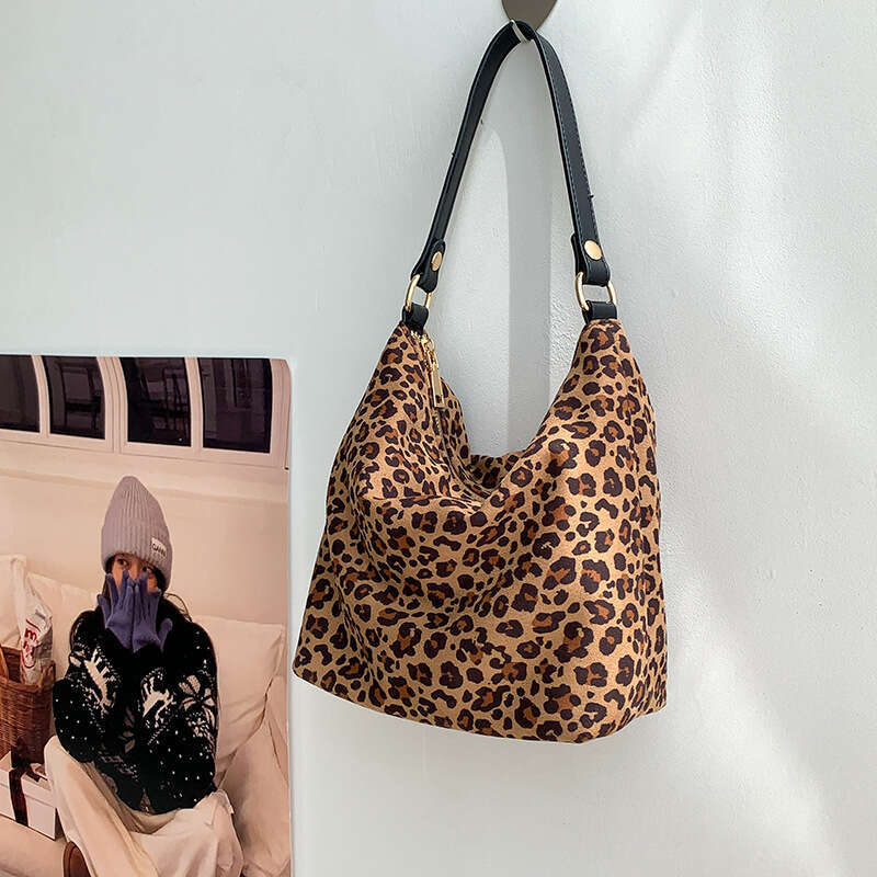 Autumn Winter New Fashion Large Capacity Crossbody For Women, Niche High-End Trendy Suede Leopard Print Shoulder Bag B5