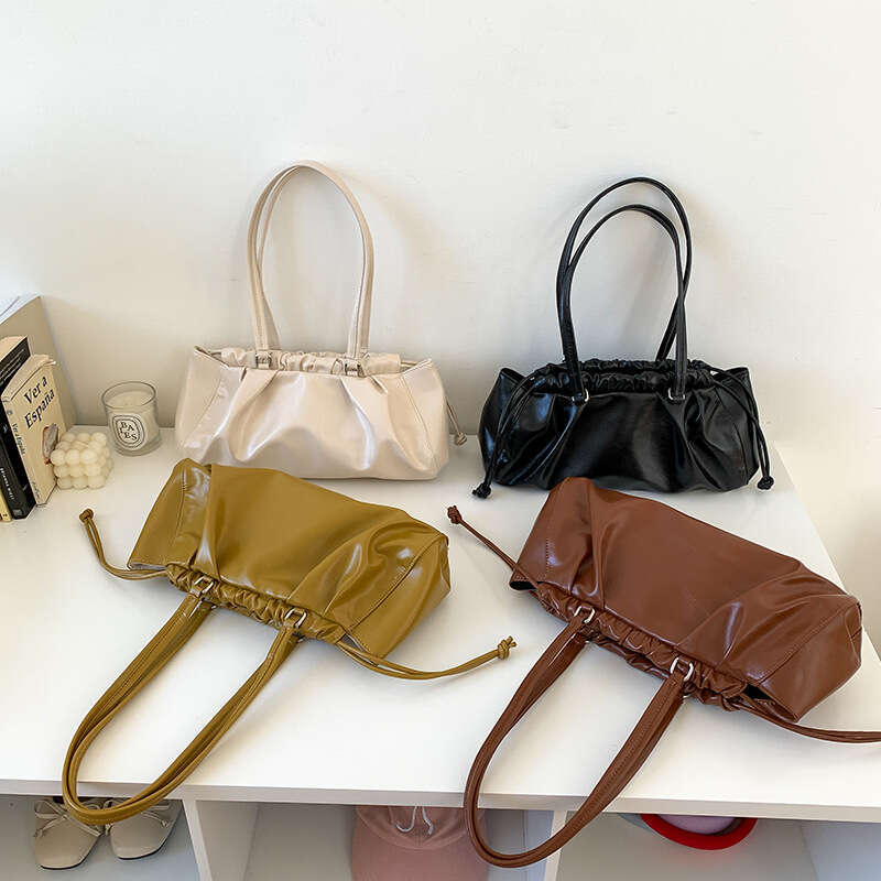Pleated Hot Girl Underarm For Women, Large Capacity Commuter Simple Drawstring Shoulder Bag, New Versatile Bag B5