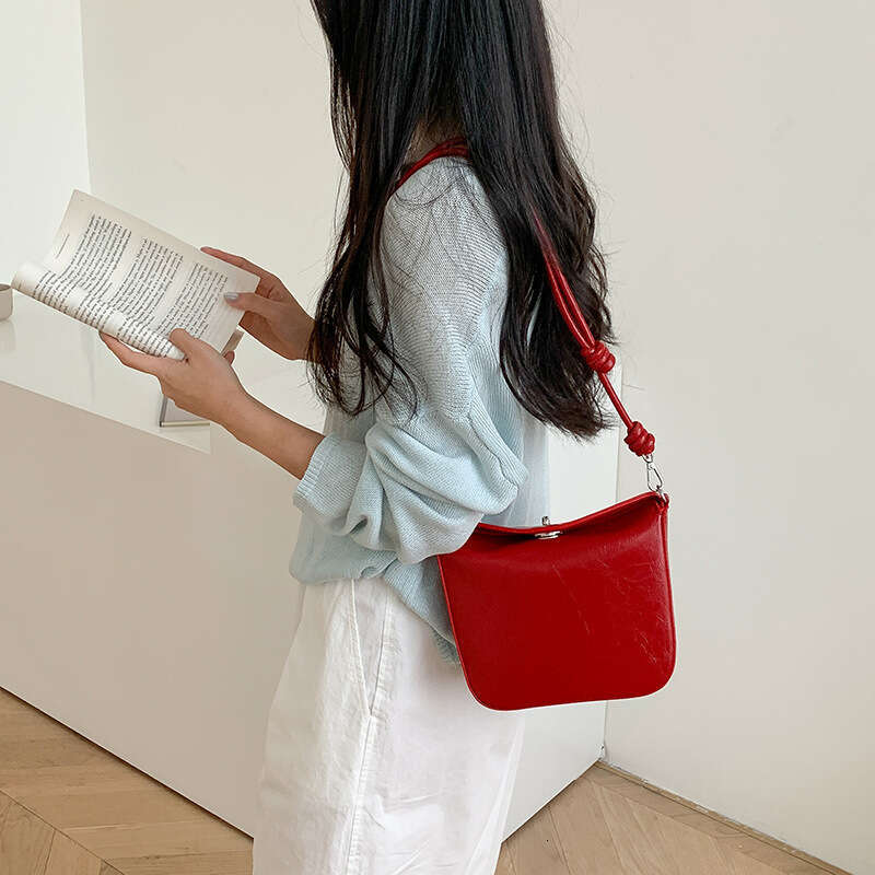High-End For Women New Trendy Fashionable Textured Casual Versatile Shoulder Crossbody Small Square Bag B5