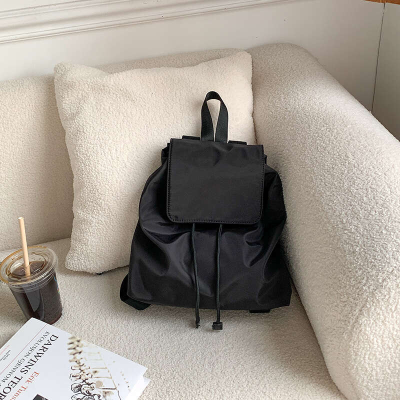 Large Capacity Nylon Versatile Daily Commute School Bag Lightweight Autumn New Simple Student Backpack B5