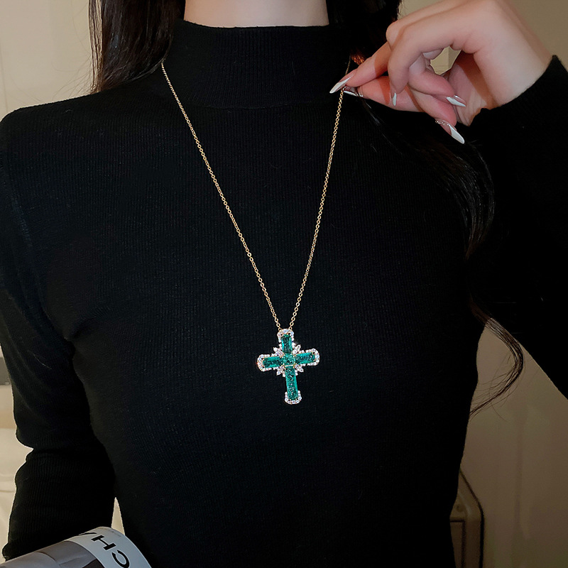 New Green Pendant Necklace Personality Temperament Collarbone Niche Fashion Design Sweater Chain Jewelry - view 4