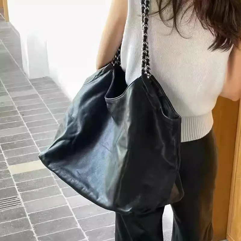 Womens Daily Commuting Leisure Shopping Tote Bag Fashionable One Shoulder Bag Large Capacity Bucket Bag Wandering Bag 251013 - view 5
