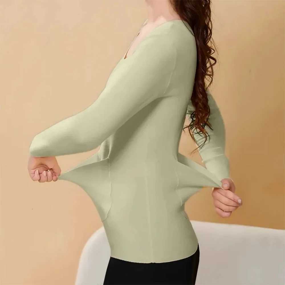 Thickened Long Sleeve Thermal Top Womens Base Layer Inner Wear Velvet Heating Warm Baby With Pocket Thermal Underwear T251018