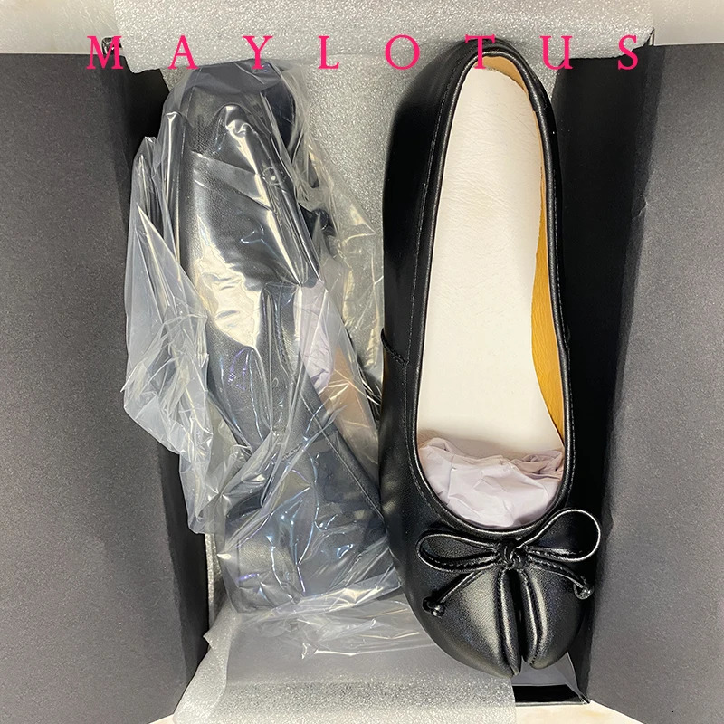 Split Toe 3cm Heel Tabi Shoes Slip On Leather Comfy Soft Bottom solid Ladies Moccasins with Bowknot 251011