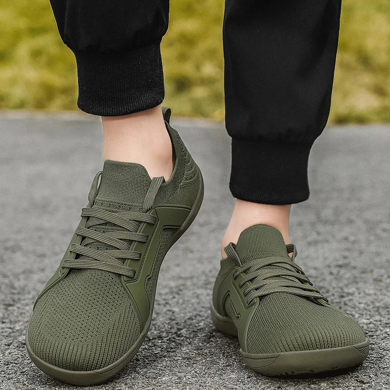 Wide Toe Barefoot Shoes for Unisex Minimalist Artificial Mesh Sneakers Lightweight Adjustable Slip On Walking Shoes for Men 251013