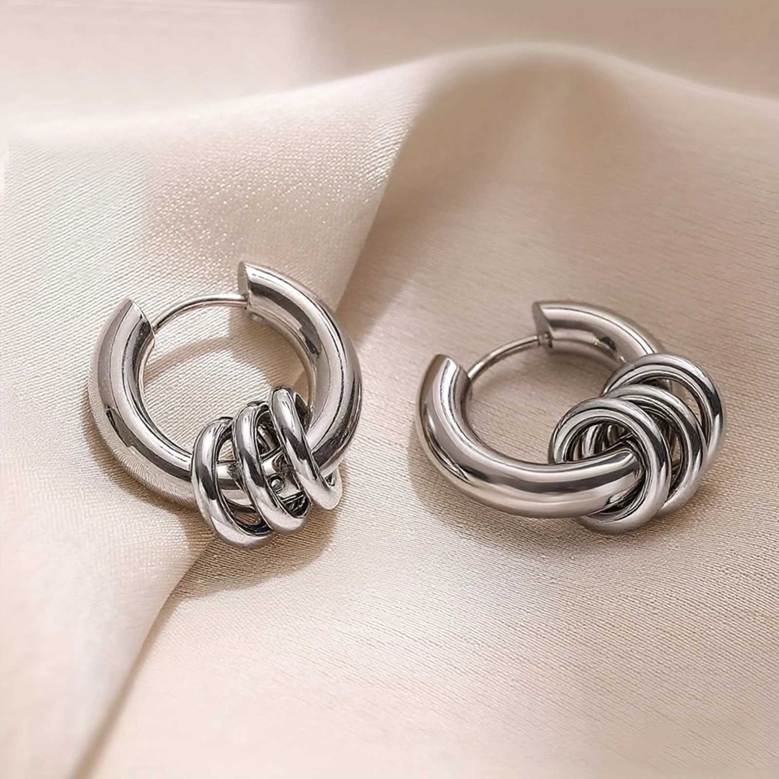 Elegant Hypoallergenic 316L Stainless Steel Golden Hoop Earrings for Women Classic Durable Jewelry Gift for Daily Wear or Party Y251018