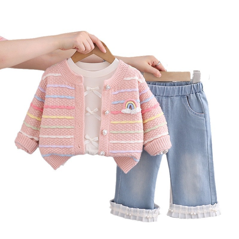 Girls' set of colorful sweaters and cardigans, three piece set, stylish 2025 Spring and Autumn style children's girls' clothes free shi