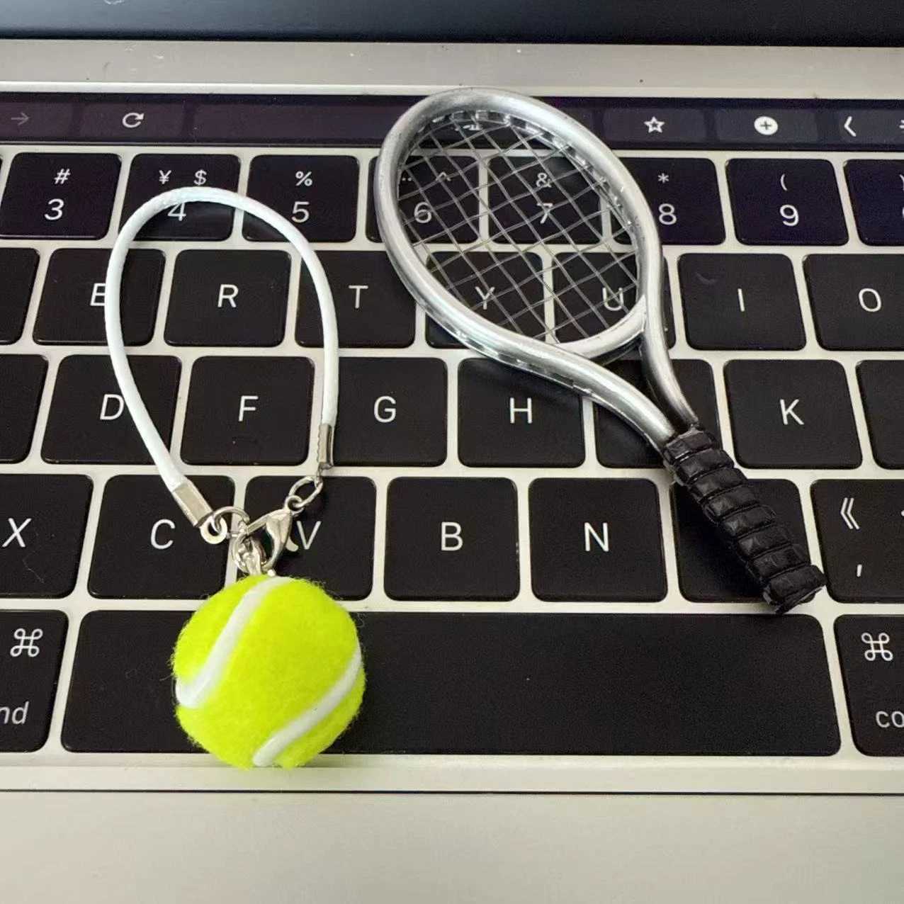 Fashion Sports Tennis Suit for Labubu I II Dolls Cute Korea Style Clothes Tennis Pendant Pink White Tshirt for Labubu ClothesT251018