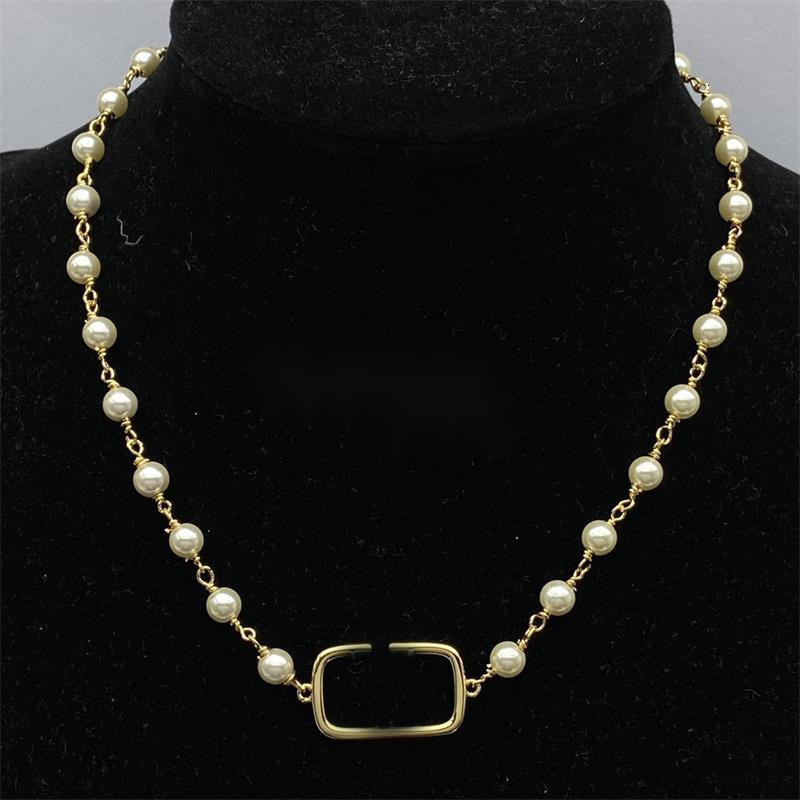 Pendant Necklaces Lady Pearl Pendant Necklaces Delicate Chain Necklaces For Daily Outfit Gold Plated Pendants With Box