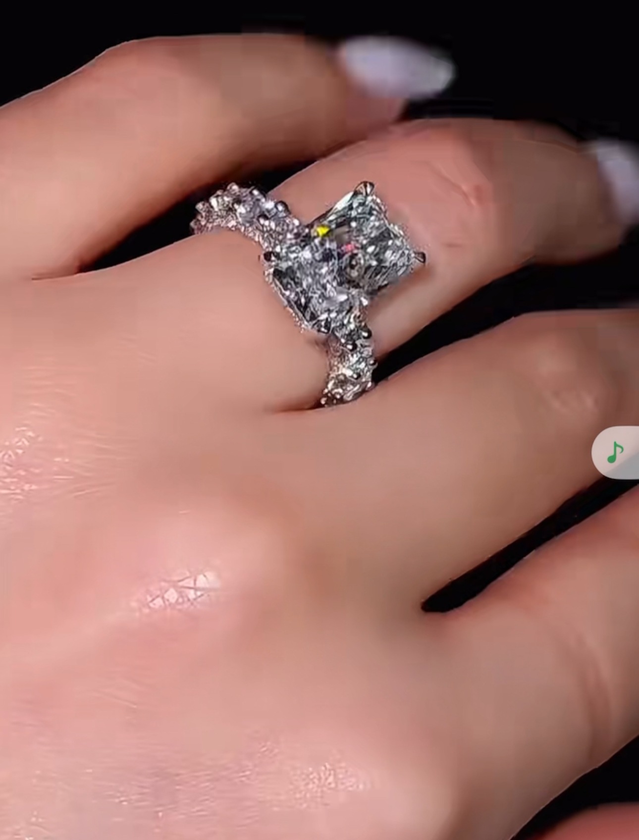 Choucong Sparkling Wedding Rings Luxury Jewelry 925 Sterling Silver Radiant Shape 5A Cubic Zircon CZ Diamond Gemstones Party Women Engagement Band Rin