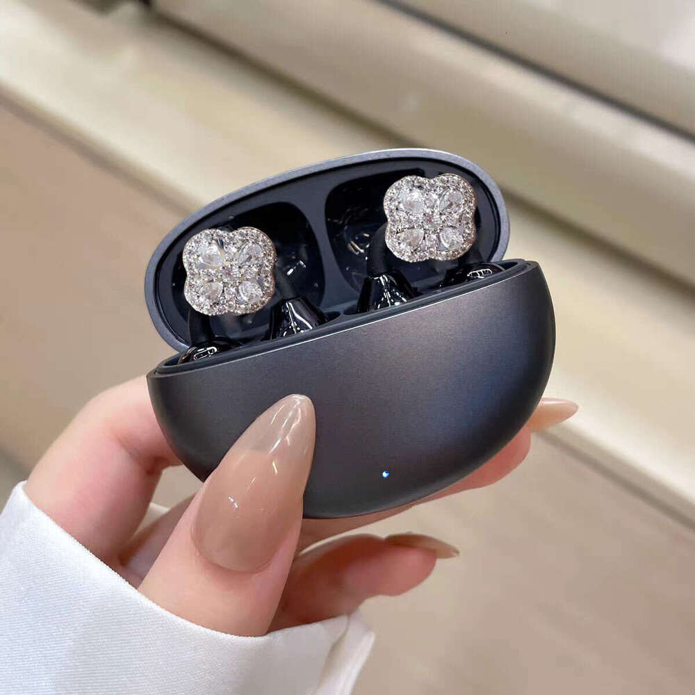 Sparkling Zircon Four-Leaf Clover Dia Buckle Decoration Bluetooth Earphone Accessories Detachable Ear Clip
