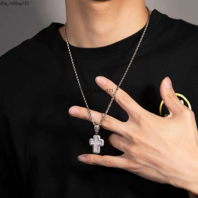 Iced Out Cross Pendant Gold Sier Hip Hop Necklace Jewelry For Men