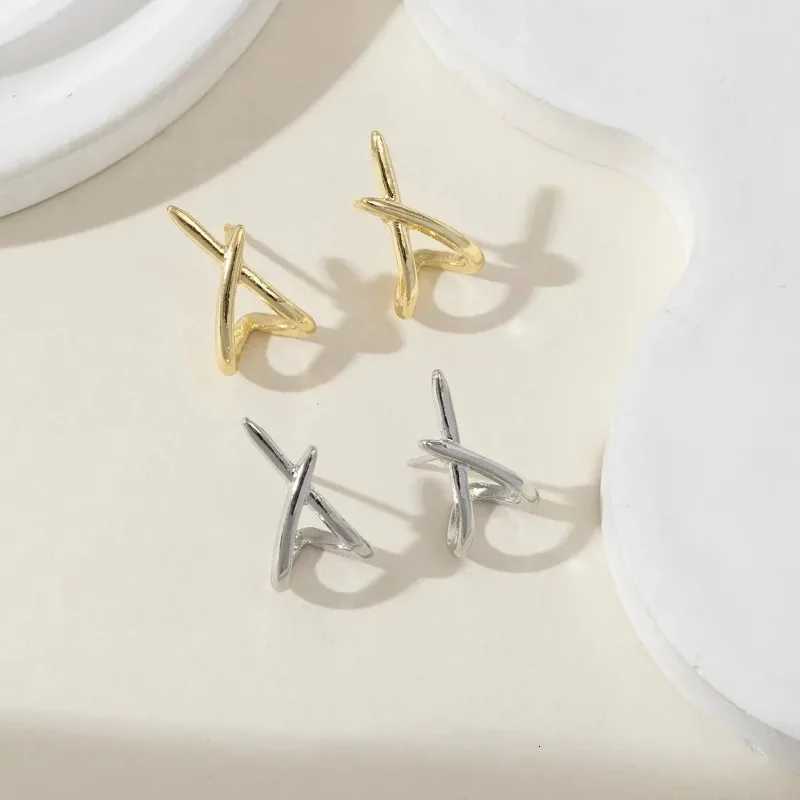 Stainless Steel Cross Stud Earrings for Women Girls Trendy Dainty Simple Minimalist Accessories Party Fashion Jewelry Gifts Y251018