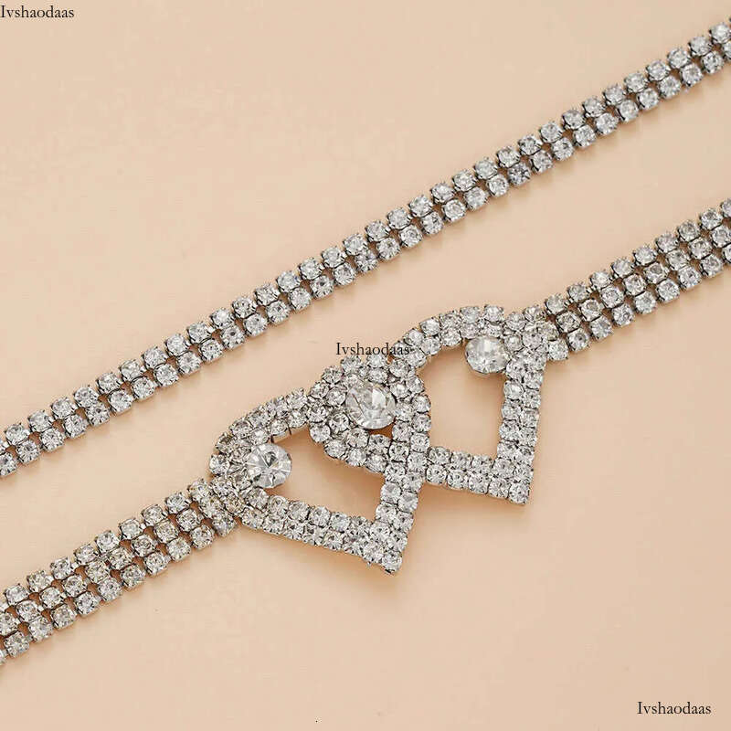 New fashion style exaggerated dia studded heart-shaped ankle chain two-piece set, light temperament foot accessories