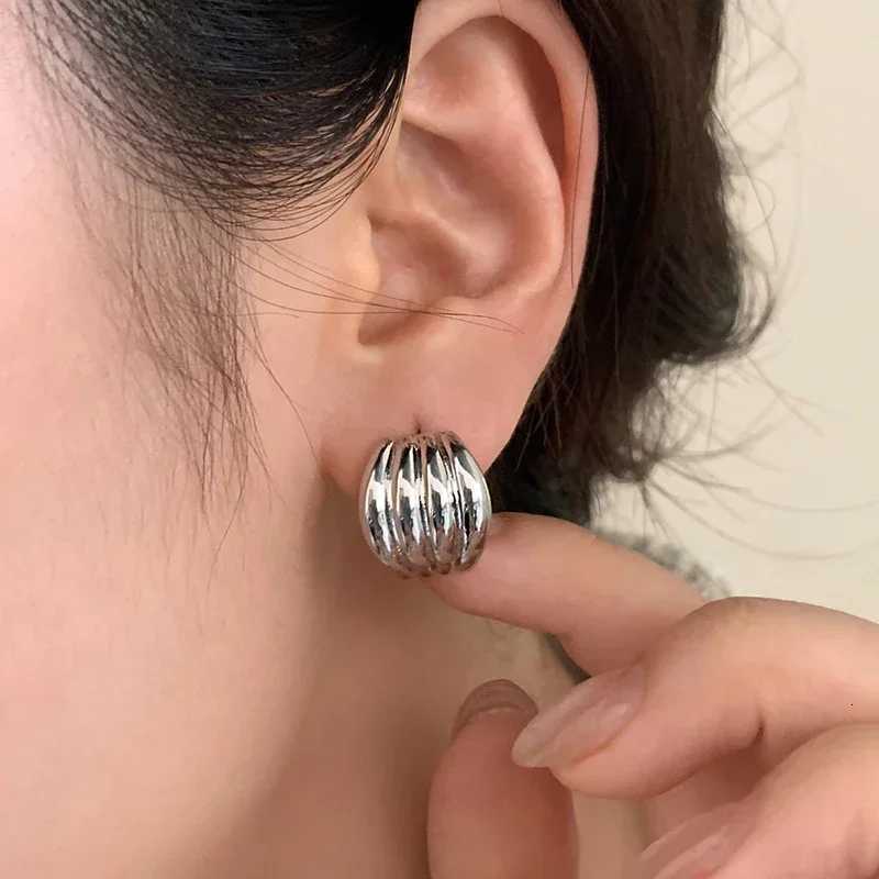 PONYKISS 925 Sterling Silver Needle Minimalist Striped Arcshaped Stud Earrings for Women Trendy Fashion Jewelry Accessories Y251018