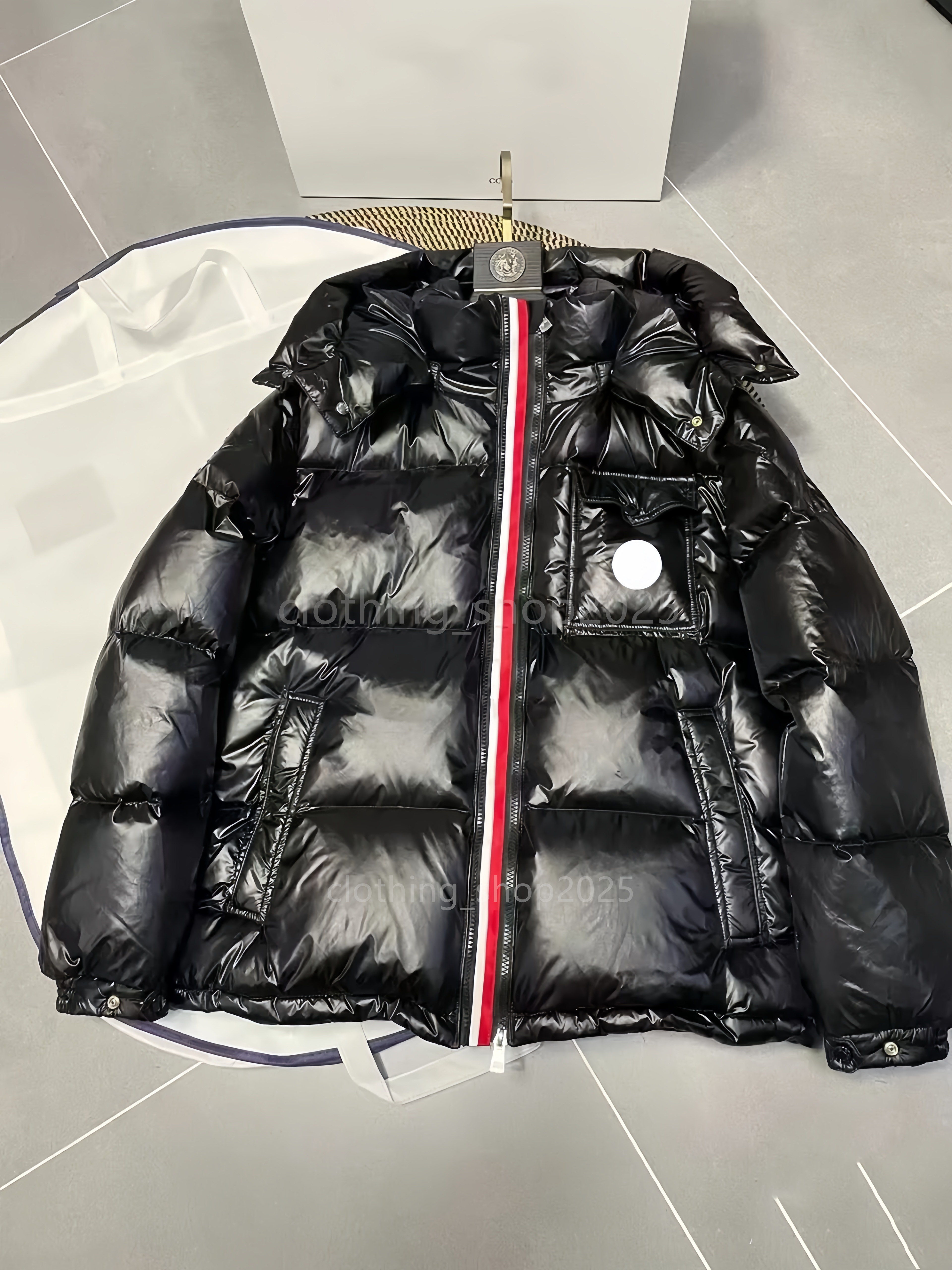 Maya Jacket Vest Designer Monclur Jacket Down Puffer Gilet Man Womens Feather Filled Moncleur Coat Graphite Monclair Vestes Body Warmer Vests