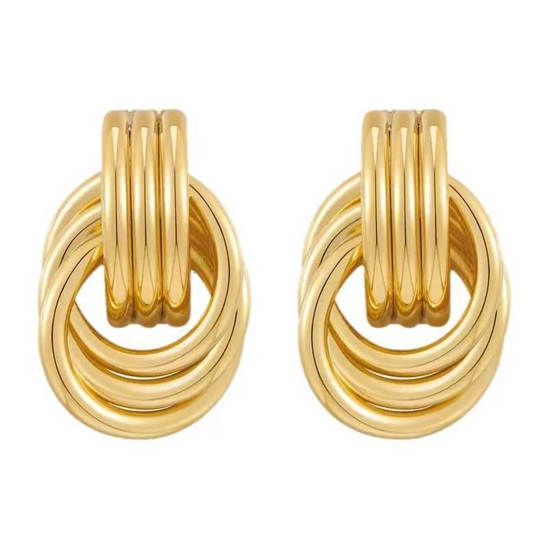 Vintage Multilayer Twisted Round Circles Post Earrings for Women Waterproof Stainless Steel Knotted Ring Versatile Ear Jewelry Y251018