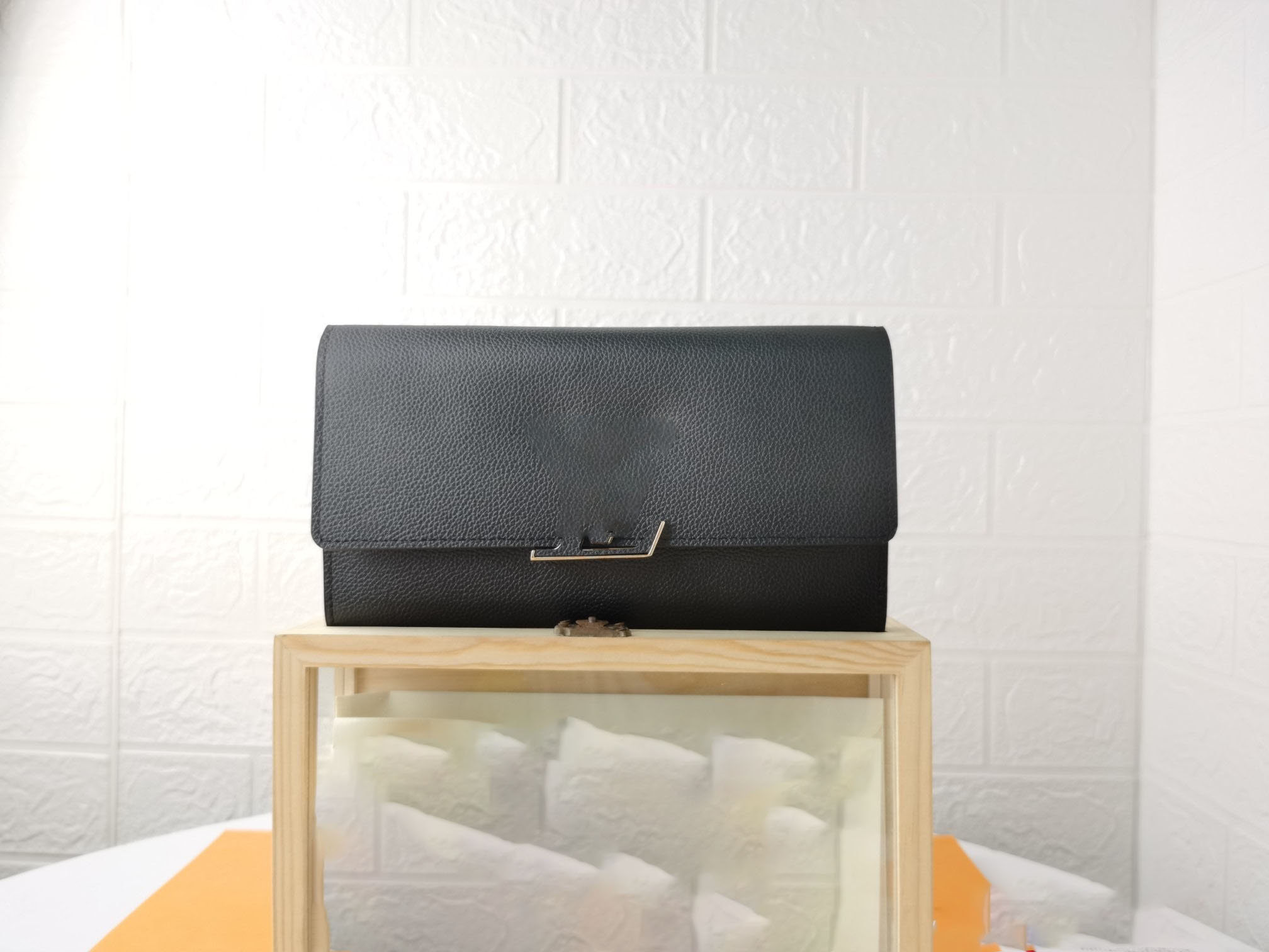 10A High Quality Premium Designer Women's Bag - Colorful Print and Comfortable Strap Handheld Shoulder Bag for Dinner Daily Outing