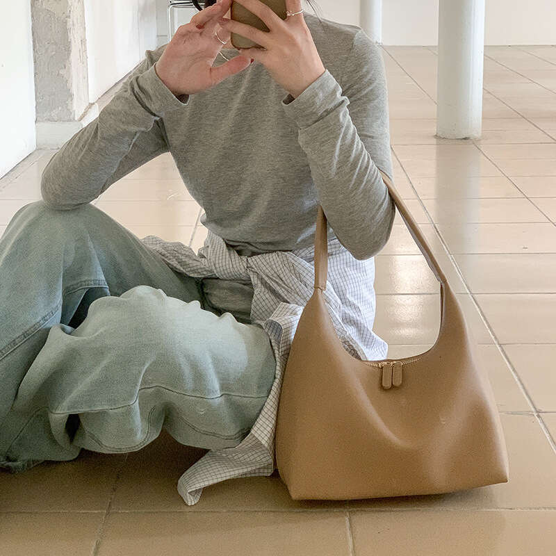 Korean Version Niche High-End Large Capacity Shoulder Casual Versatile Summer PU Soft Leather Underarm Bag For Women B5