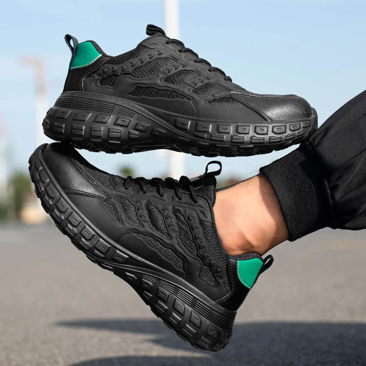 High Quality Indestructible Safety Shoes Men Work Sneakers Light Security Boots Men PunctureProof work Boots Steel Toe Shoes 251011